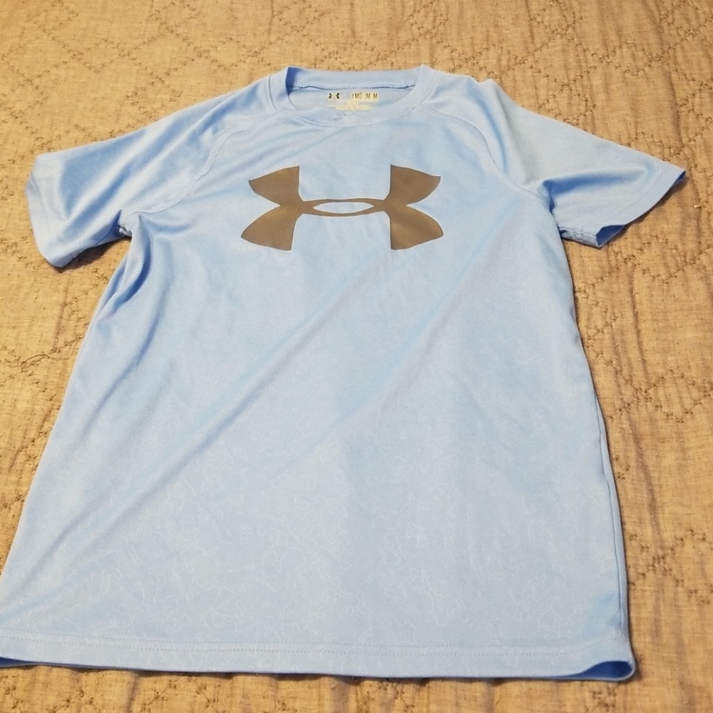 Baby blue boys YM under armour heat gear t-shirt